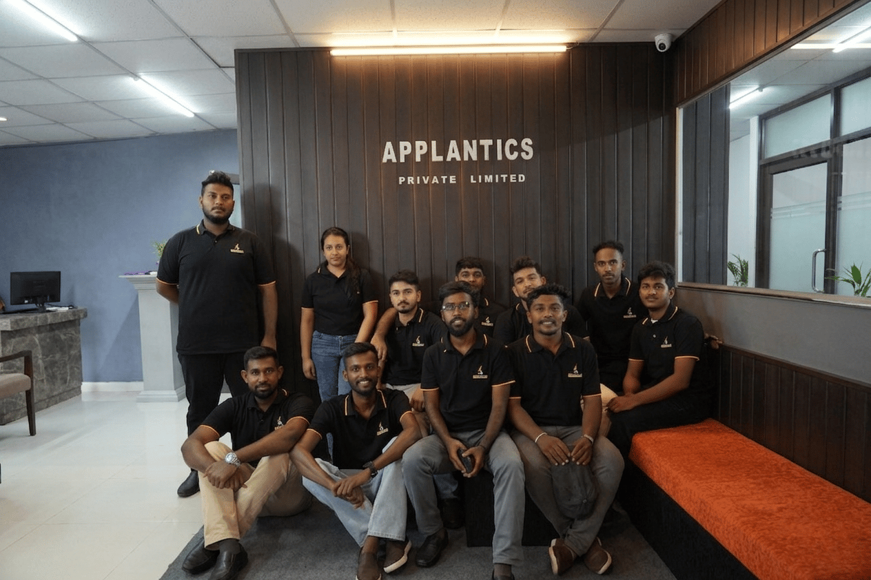 Applantics 24/7 Service and Development Team